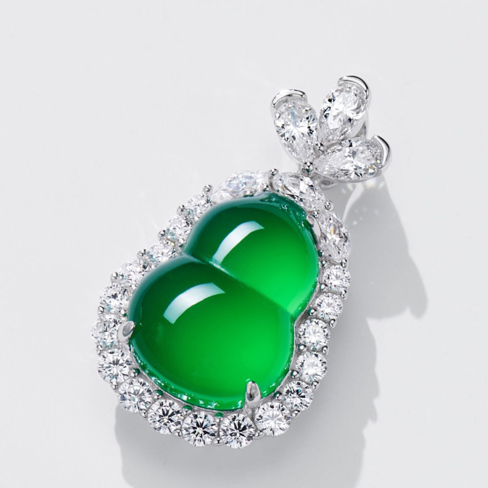 Chrysoprase Gourd Pendant For Women Jewelry