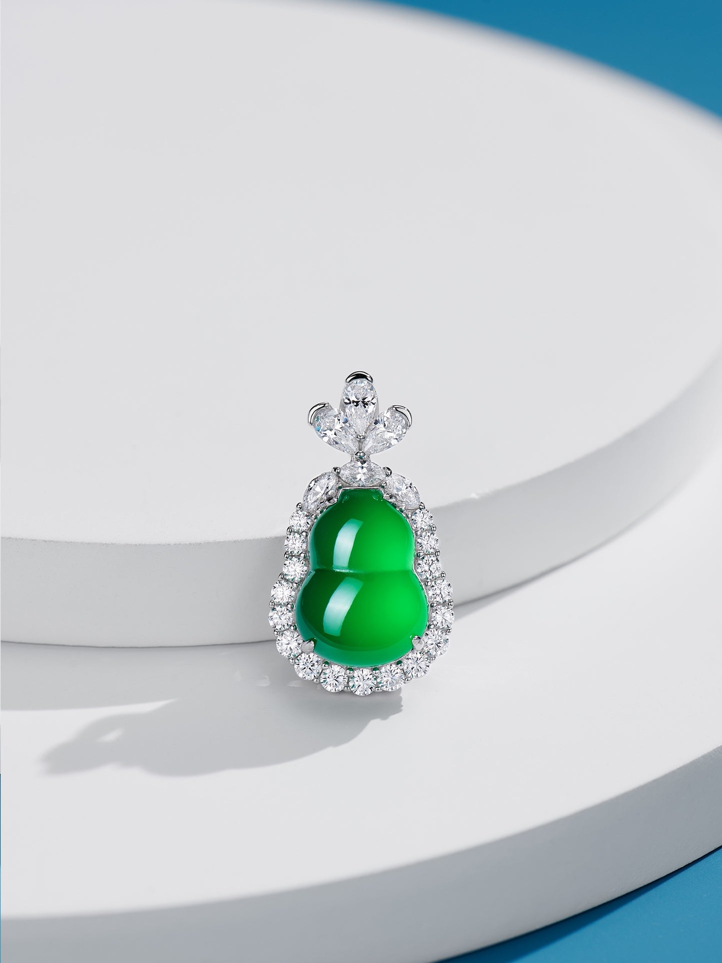 Chrysoprase Gourd Pendant For Women Jewelry