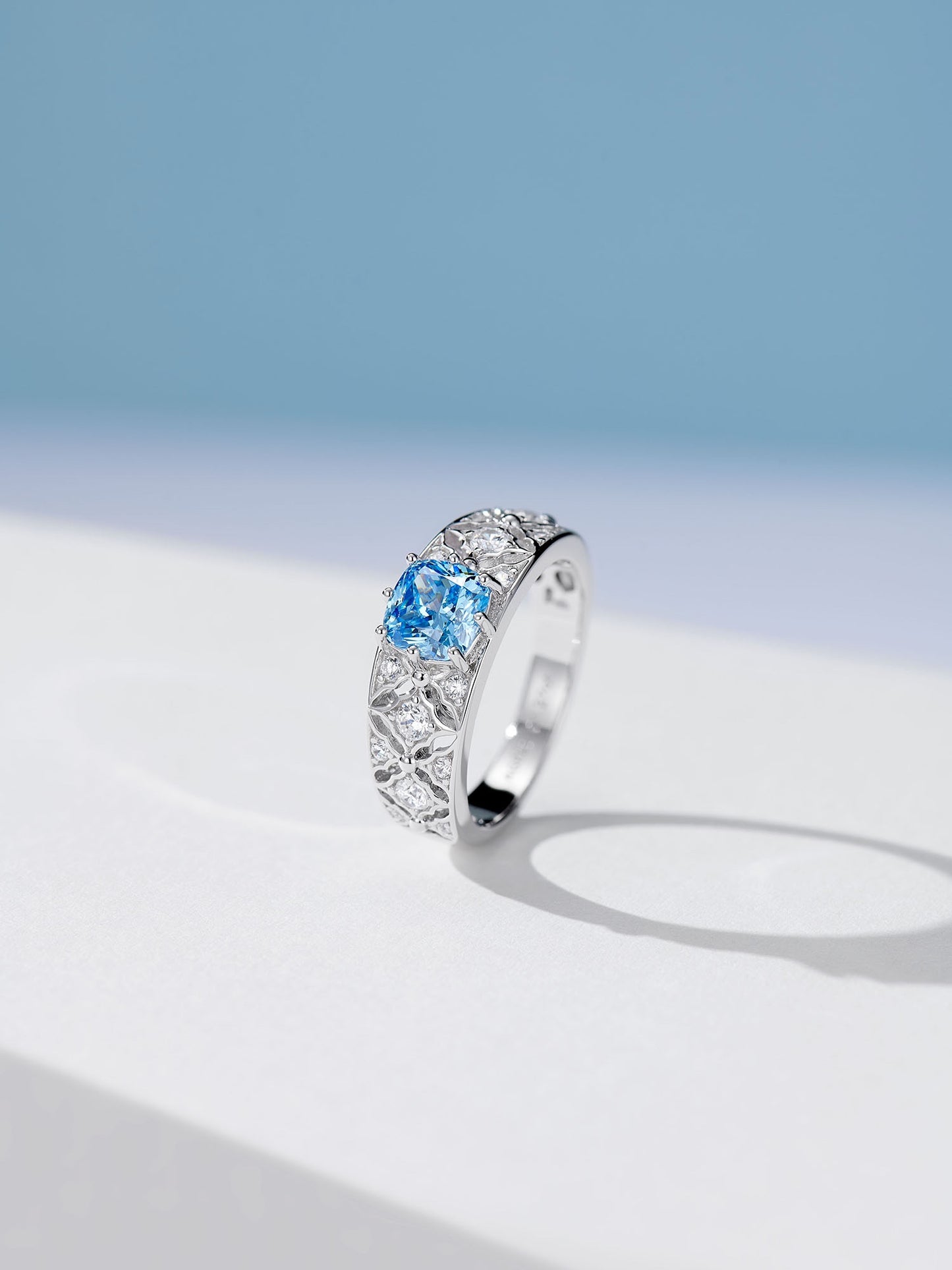 Blue Cushion-Shaped Diamond Ring For Women Jewelry