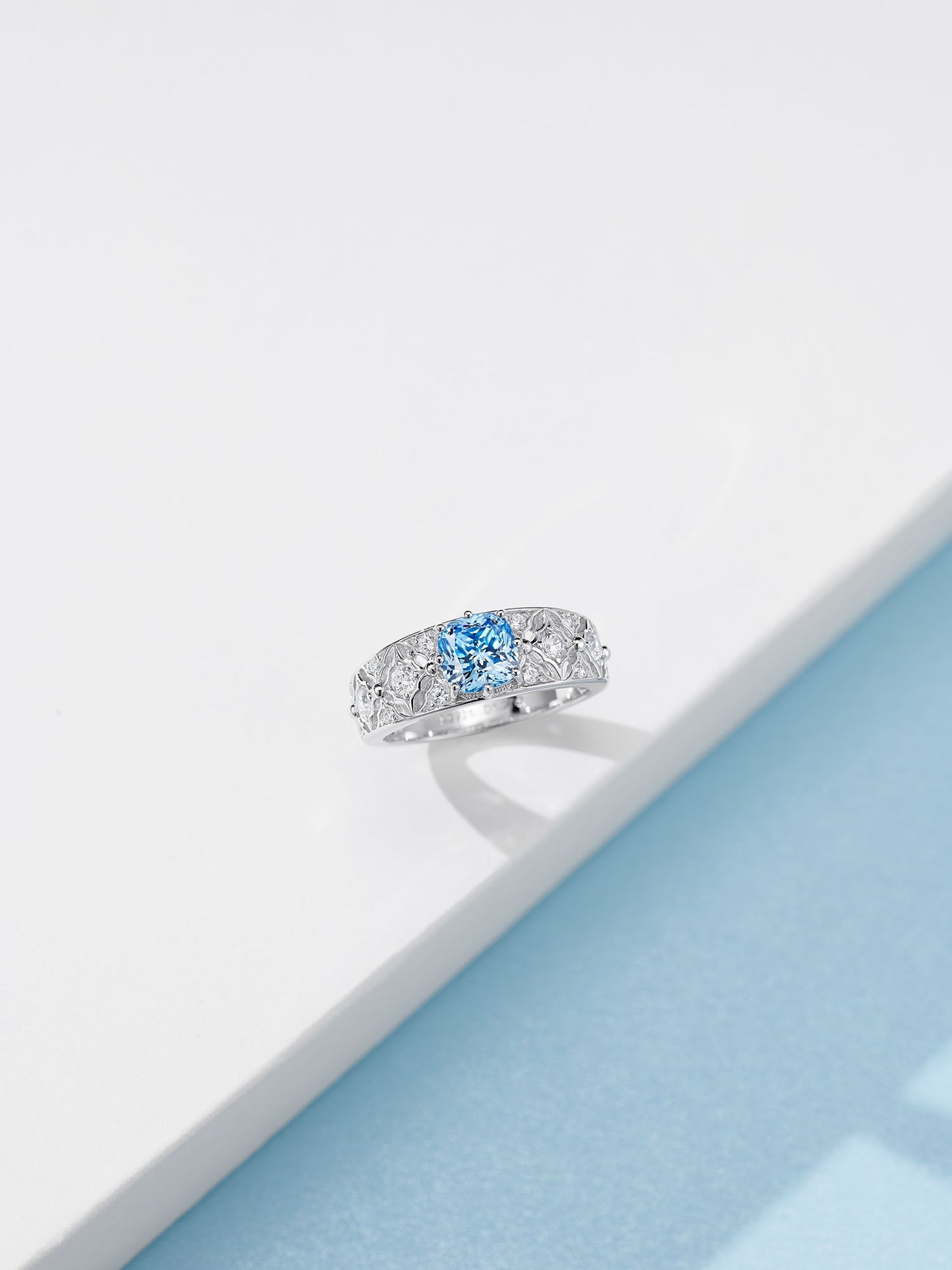Blue Cushion-Shaped Diamond Ring For Women Jewelry