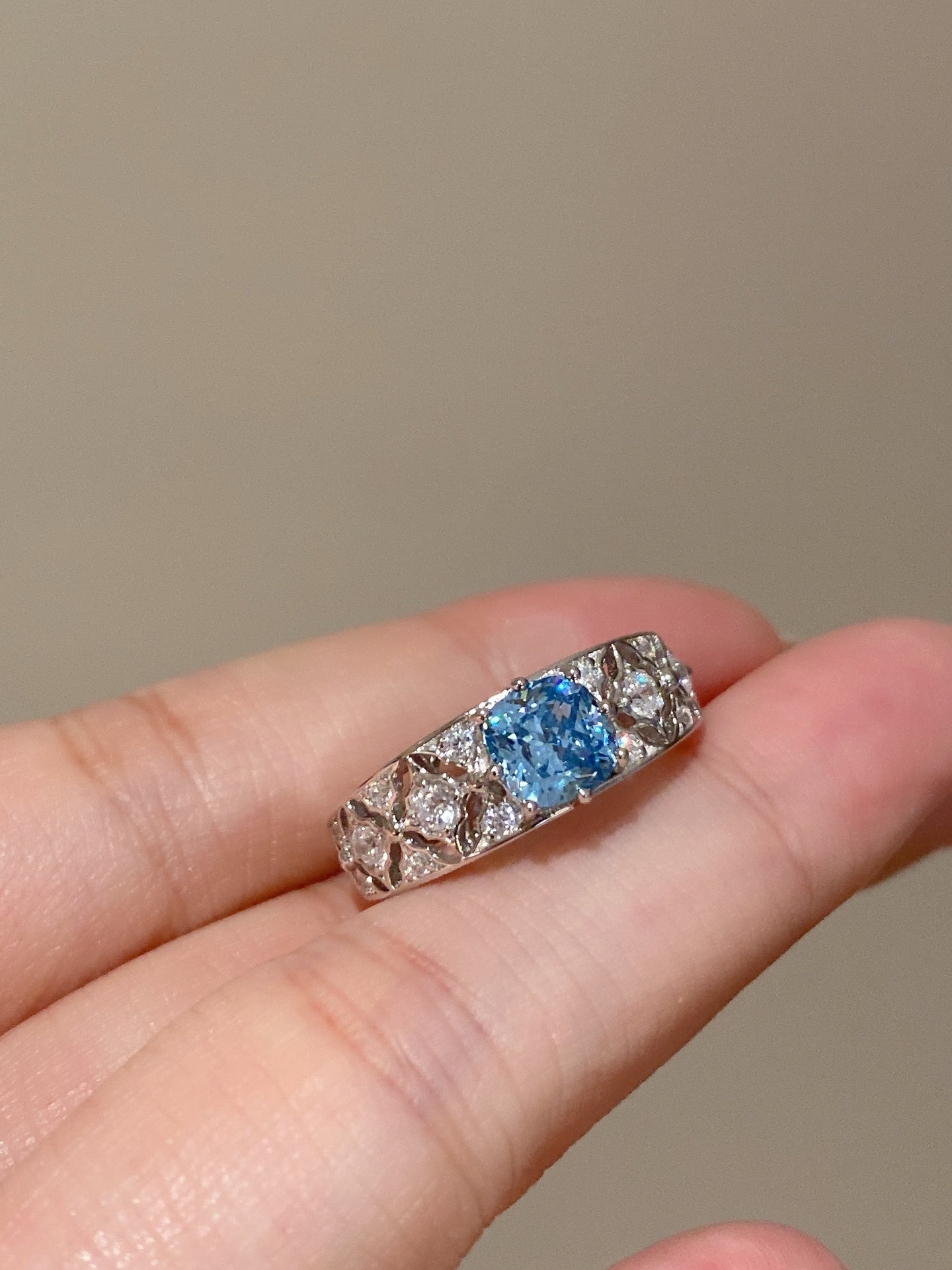 Blue Cushion-Shaped Diamond Ring For Women Jewelry