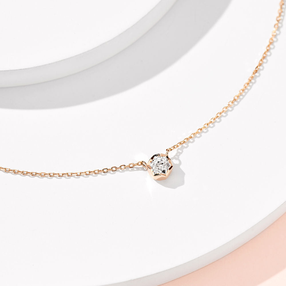 Hexagonal solitaire necklace For Women Jewelry