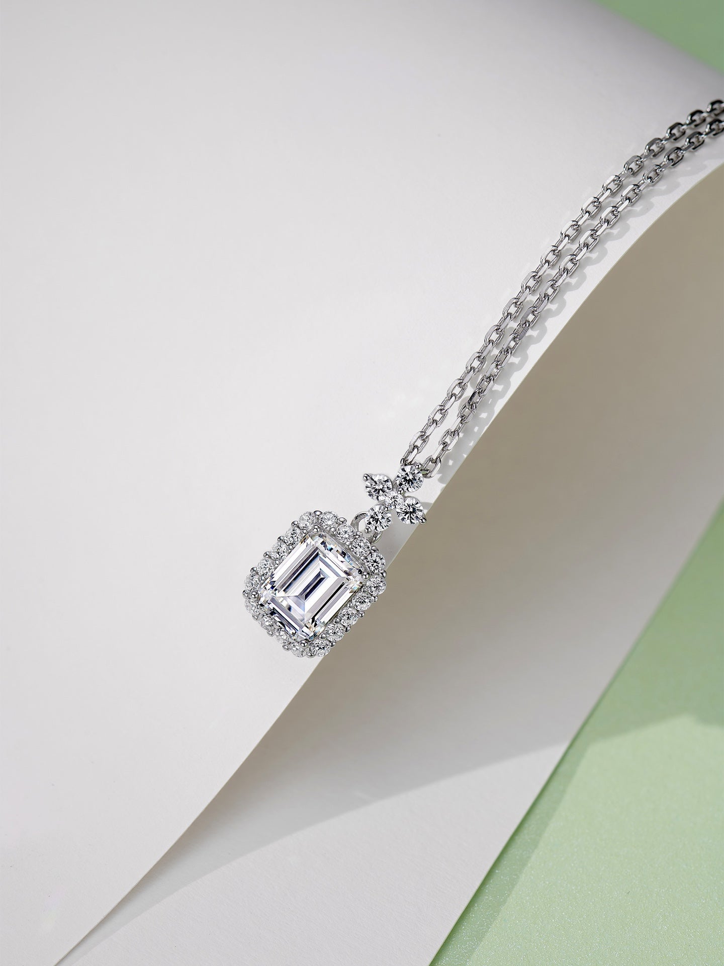 Sparkling Diamonds Necklace For Women Jewelry