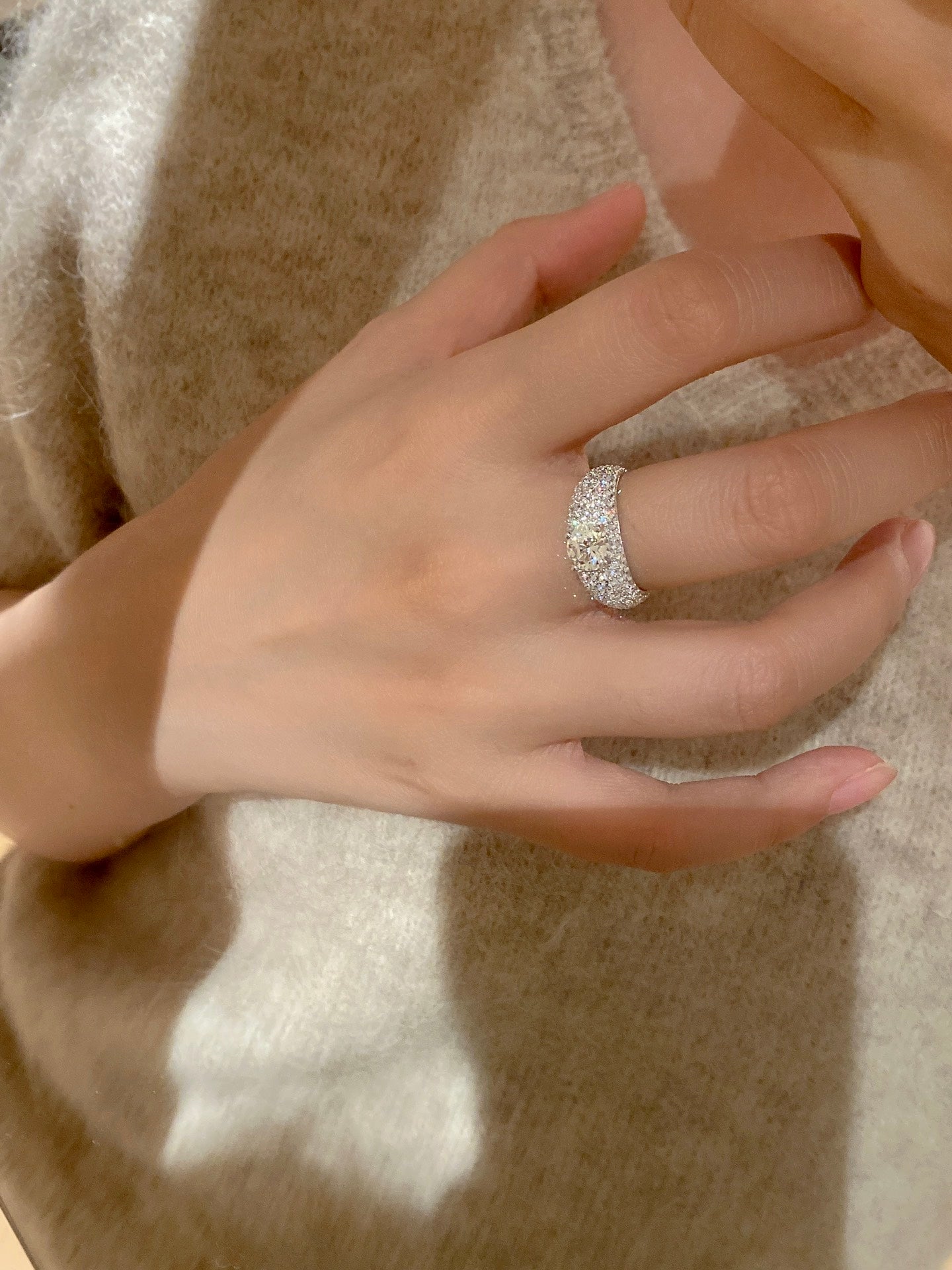 Sparkling Diamond Ring For Women Jewelry